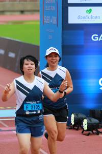 BIB: 2105
                            <button type="button" onclick="openModal(4633954)" class="btn btn-primary btn-sm float-right btn-popup" data-toggle="modal" data-target=".modal-high-quality">
                        <i class="fas fa-shopping-cart"></i> Add to Cart
                    </button>
                                            <button type="button" onclick="isThisMe(4633954, true)" class="btn btn-success btn-sm float-right btn-popup btn-isme hidden" data-toggle="tooltip" data-placement="bottom" title="นี่คือรูปของคุณใช่ไหม คลิกที่นี่เพื่อเอาเข้าอัลบั้ม">
                        <i class="fas fa-plus"></i> Add to album
                    </button>
                    <button type="button" onclick="isThisMe(4633954, false)" class="btn btn-warning btn-sm float-right btn-popup btn-isnotme hidden">
                        <i class="fas fa-ban"></i> Remove from album
                    </button>